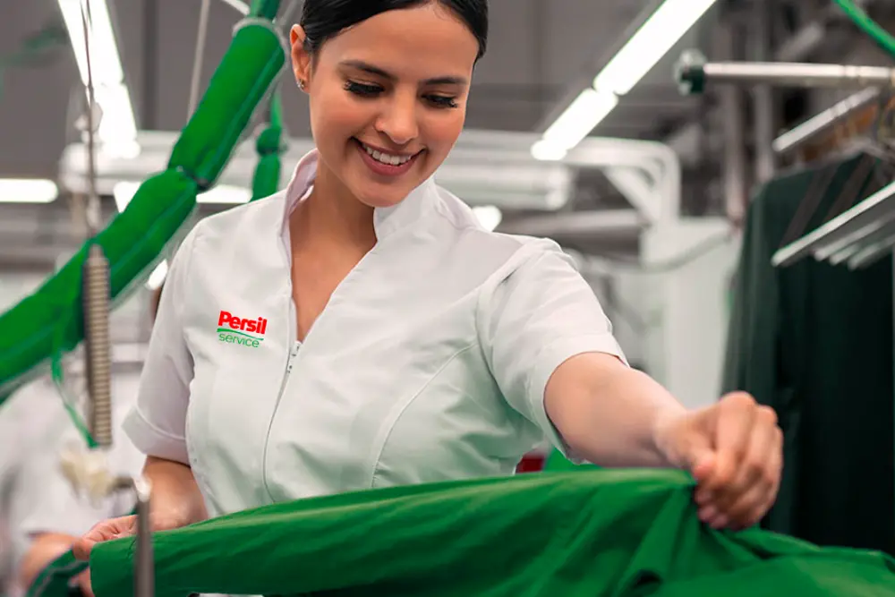 Persil Service returns your clothes freshly washed, dry cleaned and ironed in tried-and-trusted Persil cleaning quality.