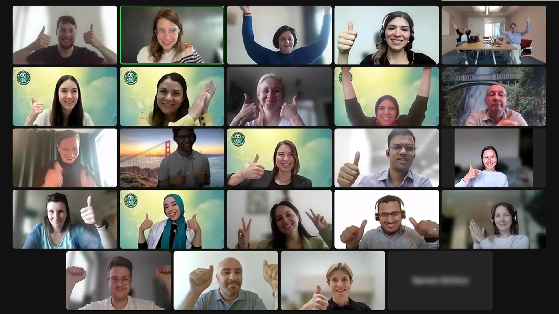 A screenshot of the pitch session of Henkel’s Sustainability Incubator lab that shows the program’s participants clapping, putting their hands into the air or showing a thumps up.